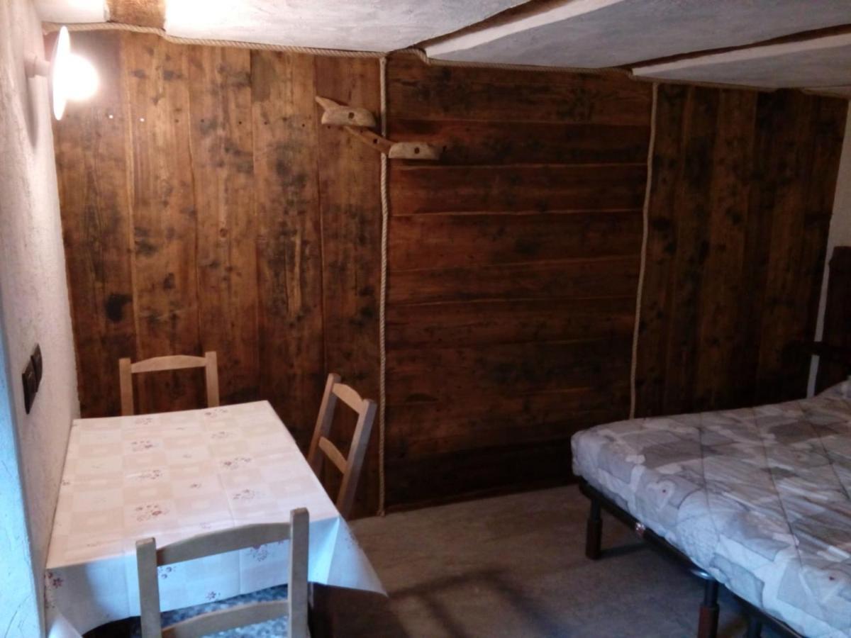Agri-B&B Lou Col Canosio Εξωτερικό φωτογραφία